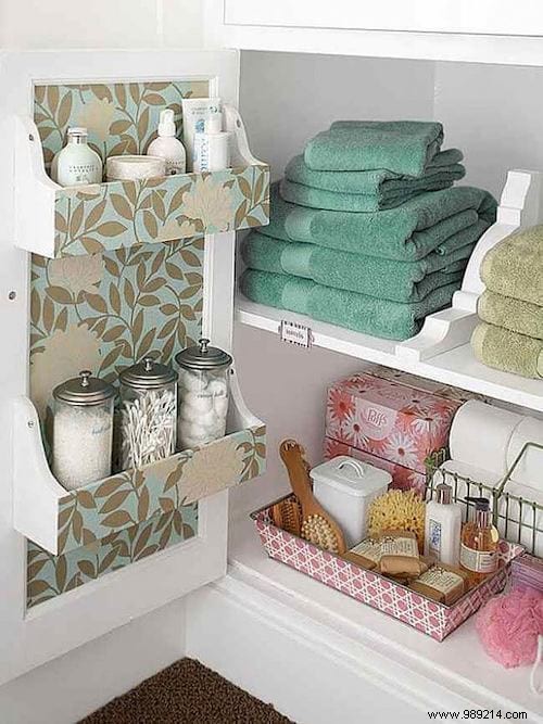 35 Smart, Budget-Friendly Ideas to Organize Your Small Bathroom and Maximize Space