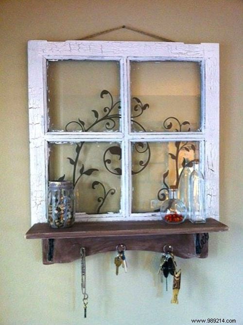 30 Brilliant Ways to Upcycle Old Windows into Stunning Home and Garden Decor
