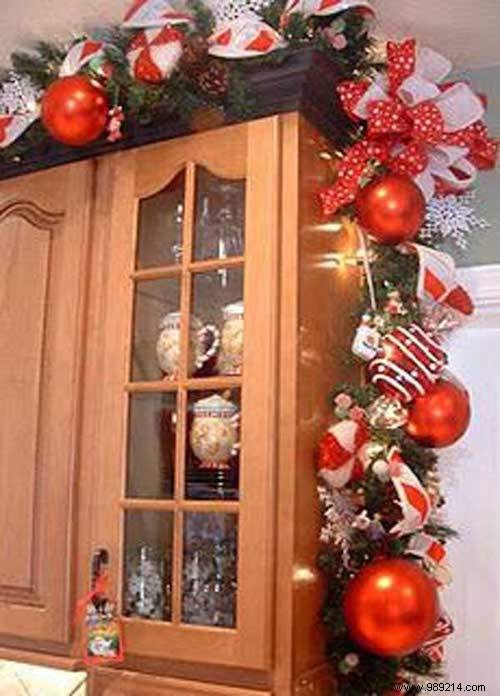 26 Easy DIY Christmas Kitchen Decoration Ideas for Holiday Cheer