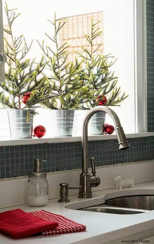 26 Easy DIY Christmas Kitchen Decoration Ideas for Holiday Cheer
