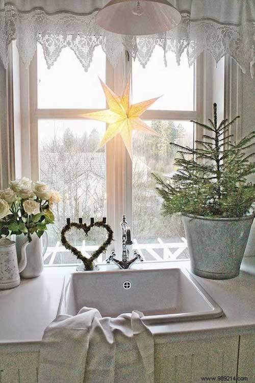 26 Easy DIY Christmas Kitchen Decoration Ideas for Holiday Cheer