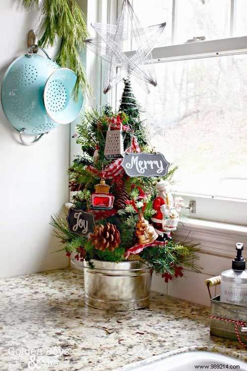 26 Easy DIY Christmas Kitchen Decoration Ideas for Holiday Cheer