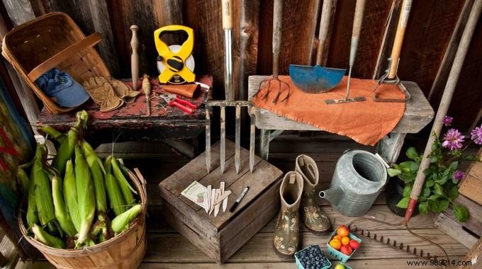 Genius DIY Garden Tool Storage: Repurpose an Old File Cabinet
