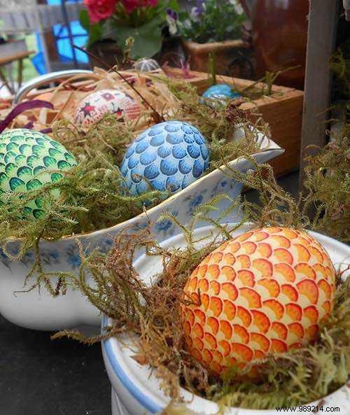 17 Stunning Easter Egg Decorating Ideas from Seasoned Crafters