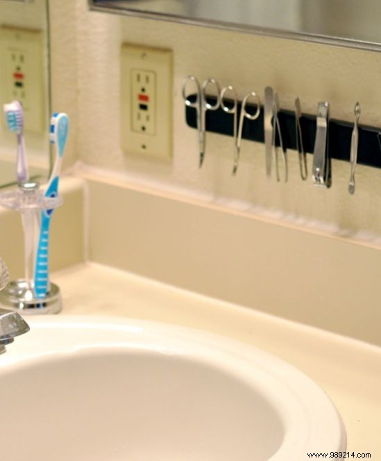 14 Smart DIY Bathroom Storage Ideas to Maximize Space on a Budget