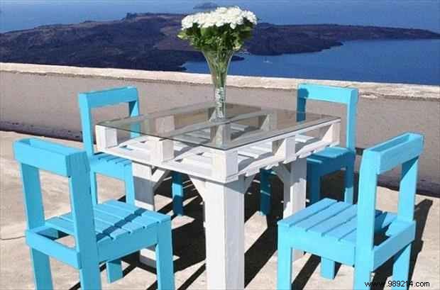 24 Creative DIY Projects to Transform Old Wooden Pallets