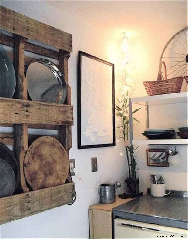 24 Creative DIY Projects to Transform Old Wooden Pallets