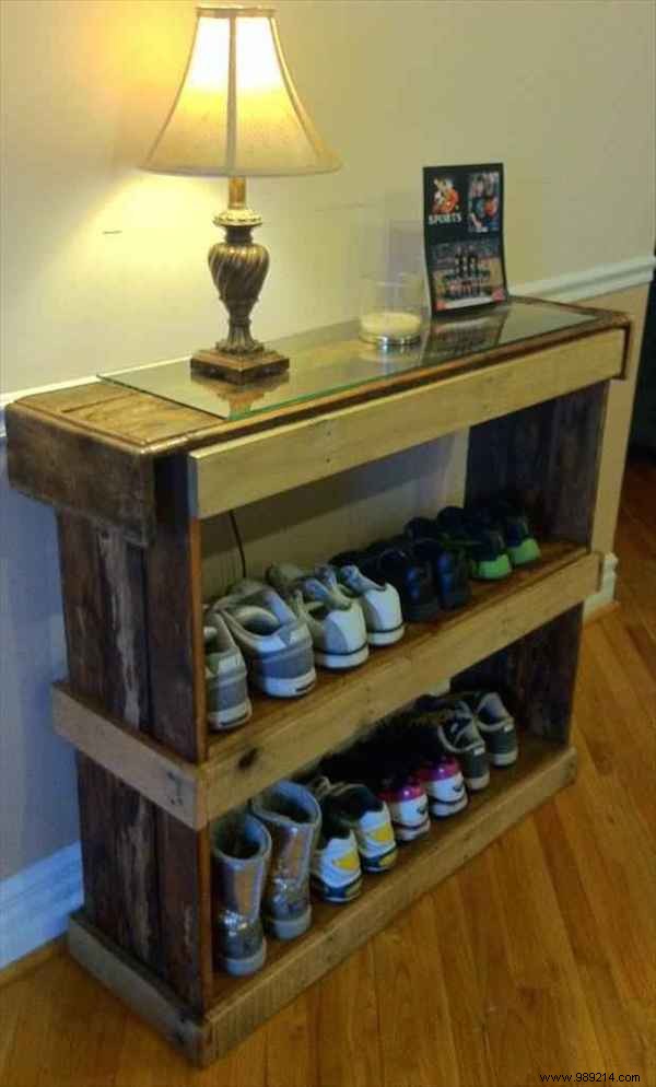 24 Creative DIY Projects to Transform Old Wooden Pallets