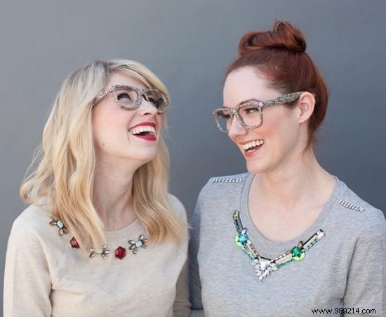 10 Proven DIY Hacks to Revive Old Clothes and Refresh Your Wardrobe