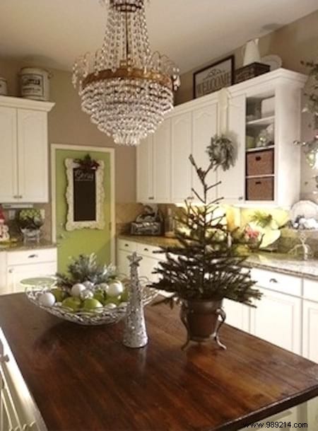 35 Creative Christmas Decoration Ideas to Infuse Holiday Joy Into Every Corner of Your Home