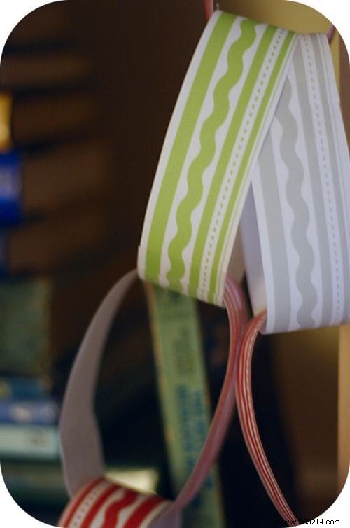 4 Easy DIY Christmas Decorations to Craft with Your Kids