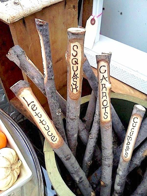 19 Brilliant Free DIY Ideas for Beautiful Vegetable Garden Labels