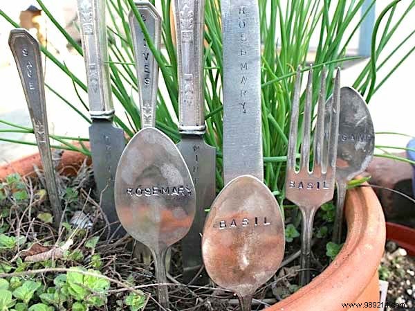19 Brilliant Free DIY Ideas for Beautiful Vegetable Garden Labels