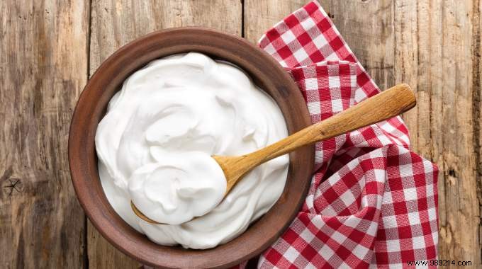 Make Delicious, Affordable Homemade Yogurt with an Electric Yogurt Maker