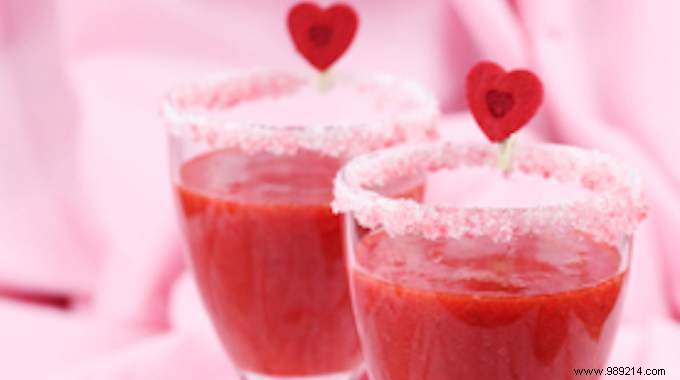 Spark Romance: Natural Aphrodisiac Strawberry Mojito Cocktail Recipe