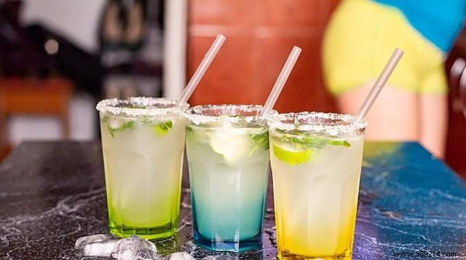 Praslin Mocktail: Refreshing Tropical Seychelles Recipe, Alcohol-Free