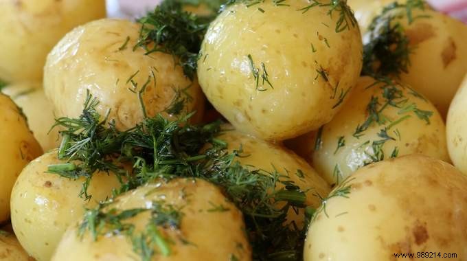 Simple Kitchen Hack: Flavor Steamed Potatoes Effortlessly