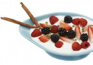 Refreshing Red Fruit Soup: An Easy, Vitamin-Rich Summer Dessert Recipe