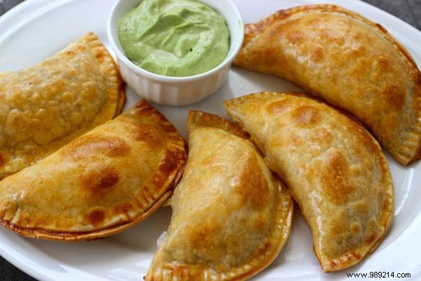 Authentic Argentine Ham and Cheese Empanadas: My Budget-Friendly Recipe