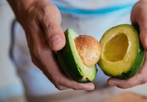 How to Ripen Avocados Quickly at Home: My Proven Method with Apples, Salt, and Newspaper