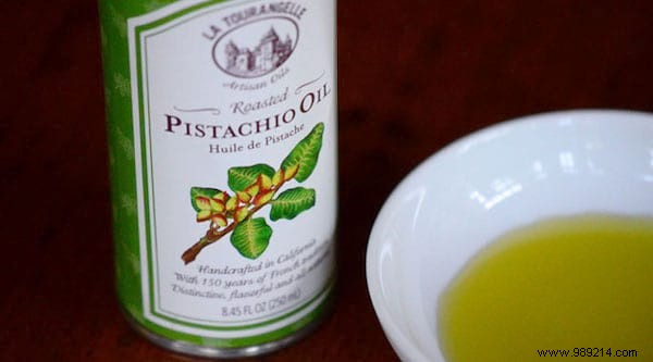 Pistachio Oil: The Luxurious Essential for Elevating Savory and Sweet Dishes