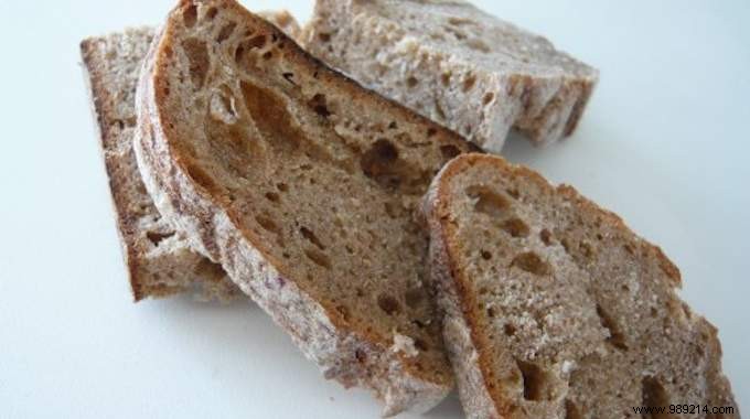 Revive Stale Bread Like New: My Go-To Trick from Years of Home Cooking
