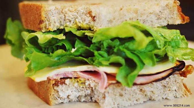 Budget-Friendly Lunch: My Homemade Chicken Club Sandwich for Just €2.19