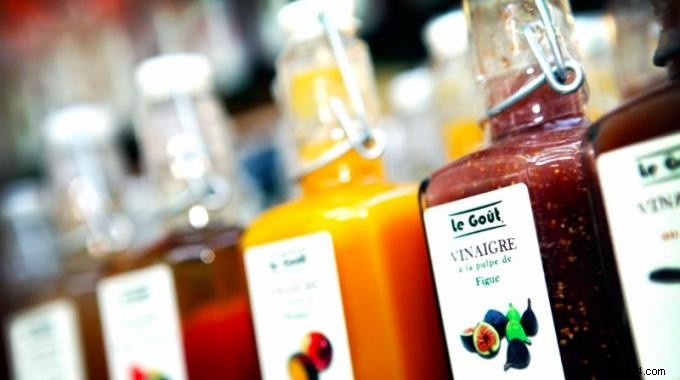 Easy Ways to Flavor Homemade Vinegar: Proven Recipes and Expert Tips