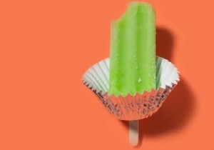 No More Ice Cream Mess: Simple Muffin Liner Hack to Prevent Drips and Stains