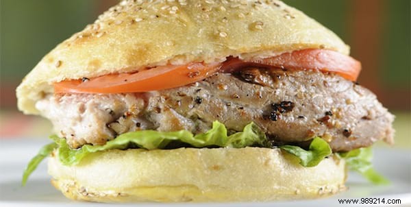 California Tuna Burgers: A Fresh, Affordable Summer Recipe from the Beach
