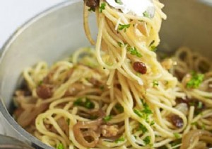Classic Spaghetti with Walnuts: An Easy, Budget-Friendly Recipe