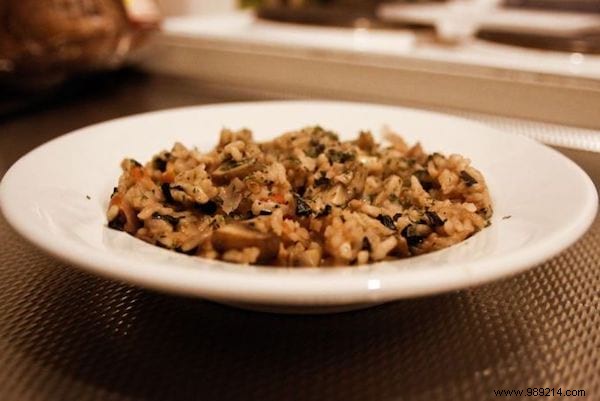 Creamy Mushroom Risotto: Easy, Budget-Friendly Recipe for 4