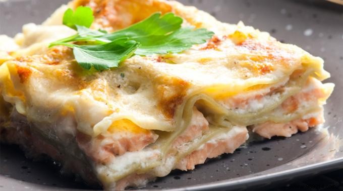 Easy Salmon Lasagna Recipe: Flavorful, Family-Friendly at Just €3.47 per Serving