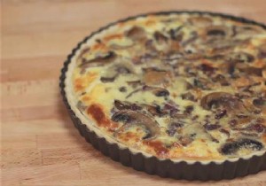 Easy Budget-Friendly Mushroom Quiche Recipe for 4