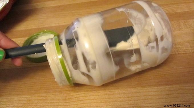 Genius Kitchen Hack: Transform Leftover Mayonnaise into Perfect Salad Dressing