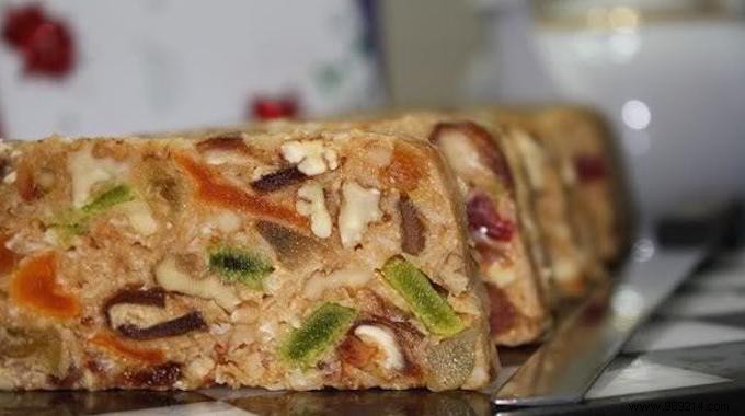 Easy No-Bake Fruit Cake Recipe: Delicious, Oven-Free Holiday Treat