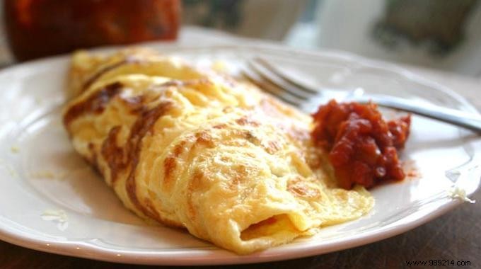 Jam Omelette: A Simple, Original & Budget-Friendly Dessert Recipe