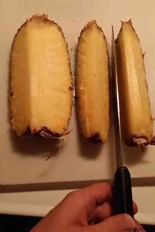 How to Cut a Pineapple Easily: Mess-Free Method for Perfect Slices