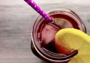 Easy Homemade Pomegranate Juice: The Mess-Free Freezer Bag Trick