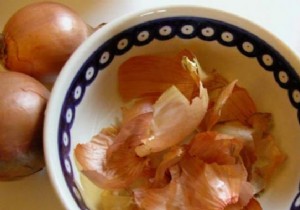 7 Practical Ways to Repurpose Onion Skins and Reduce Waste