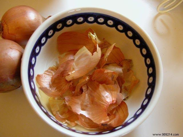 7 Practical Ways to Repurpose Onion Skins and Reduce Waste