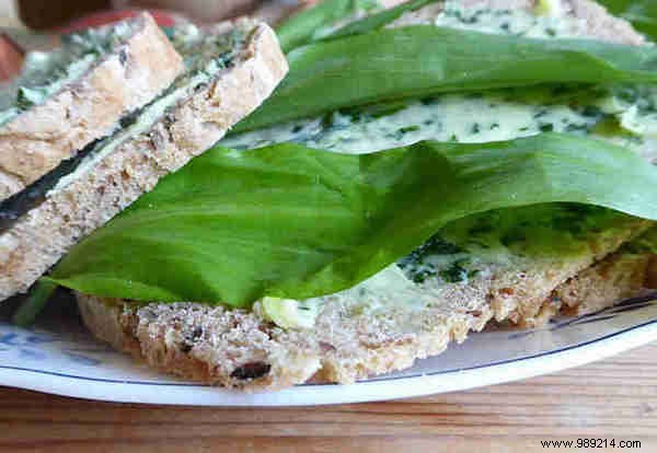 Ultimate Homemade Garlic Butter Recipe: Perfect for Snails, Steak, and Fish