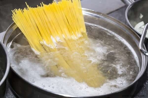 50 Time-Tested Kitchen Hacks from Grandma That Really Work