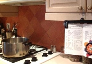 Simple Kitchen Hack: Follow Recipes Hands-Free and Splatter-Free