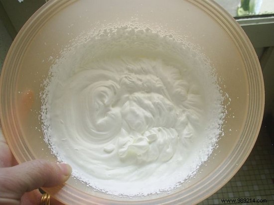 Grandma s Foolproof Homemade Whipped Cream Recipe – Easy, Quick, and Delicious