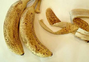 10 Surprising and Practical Uses for Banana Peels
