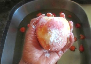 Proven Baking Soda Methods to Reduce Pesticides on Fruits and Vegetables