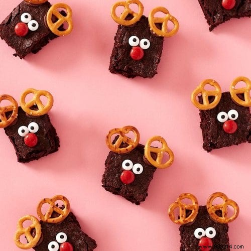 14 Easy & Budget-Friendly Christmas Desserts to Impress Your Guests