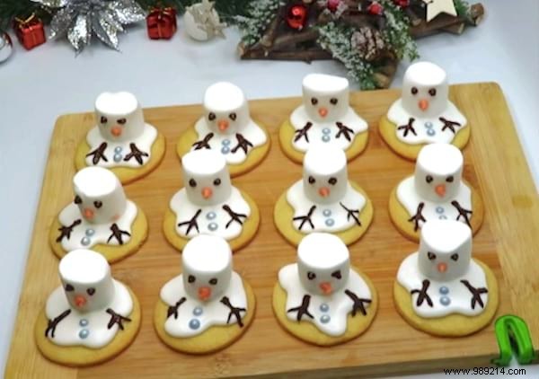 14 Easy & Budget-Friendly Christmas Desserts to Impress Your Guests