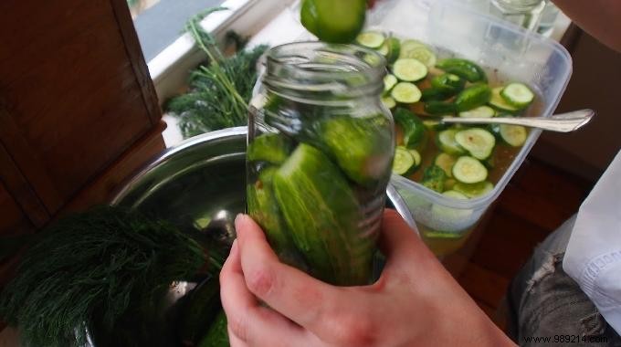 Repurpose Pickle Juice: The Easy Way to Clean Your Sink Naturally